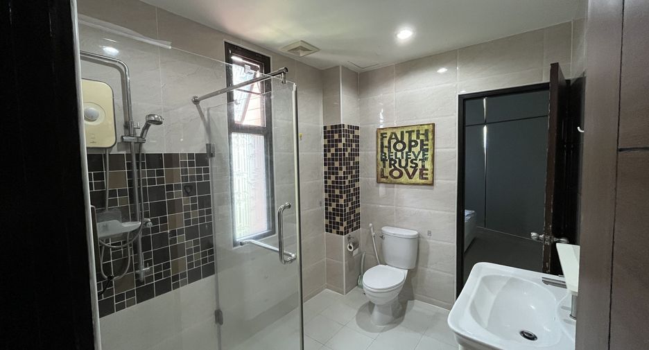 For sale 2 bedrooms condo in Mueang Phuket, Phuket