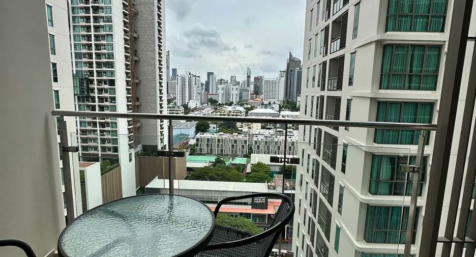 For sale 2 bedrooms condo in Watthana, Bangkok
