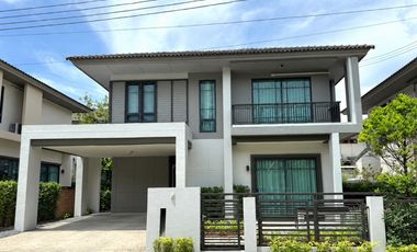 À louer 3 chambres maison à Mueang Phuket, Phuket