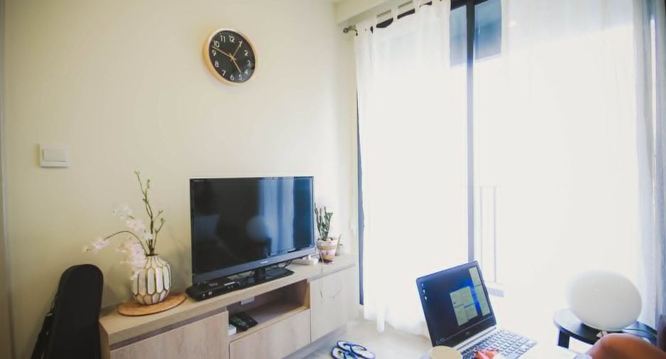 Condo en alquiler de 1 habitaciones en Huai Khwang, Bangkok
