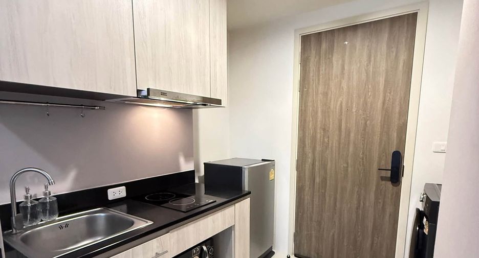 For rent 1 bed condo in Mueang Samut Prakan, Samut Prakan