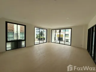 Oficina en venta en Din Daeng, Bangkok