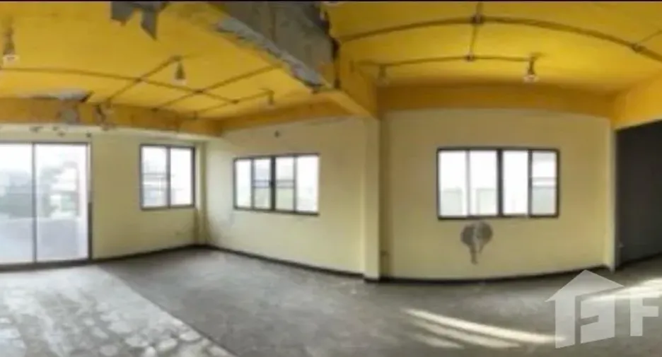 For sale and for rent 3 bedrooms townhouse in Bang Kapi, Bangkok