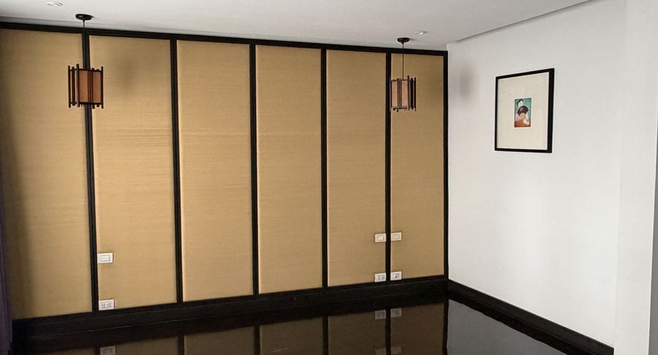 À vendre 4 chambres maison de ville à Bang Kho Laem, Bangkok