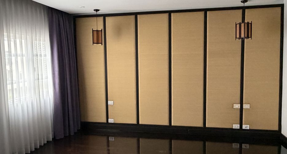 À vendre 4 chambres maison de ville à Bang Kho Laem, Bangkok