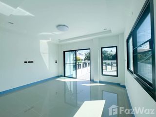 For sale 4 bedrooms townhouse in Phra Nakhon Si Ayutthaya, Phra Nakhon Si Ayutthaya