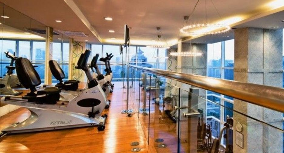 For sale 2 ベッドルーム condo in Pathum Wan, Bangkok
