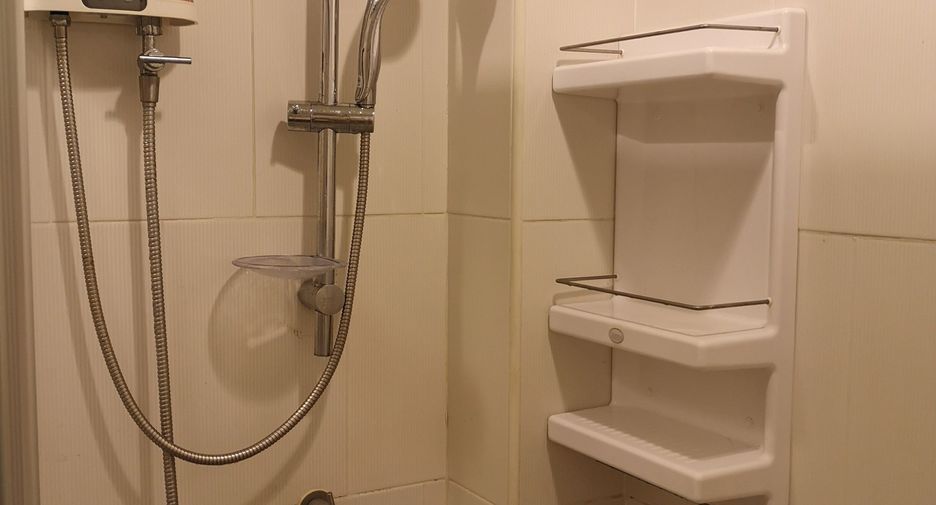 À vendre 1 chambre condo à Bang Kapi, Bangkok