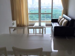 For sale 2 bedrooms condo in Huai Khwang, Bangkok