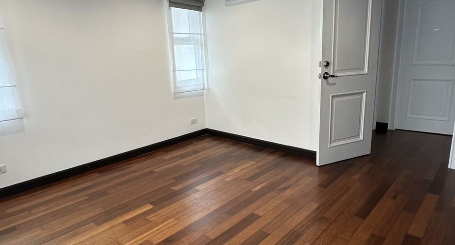For rent 3 bedrooms house in Prawet, Bangkok