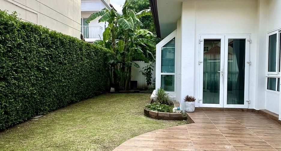 For rent 3 bedrooms house in Prawet, Bangkok