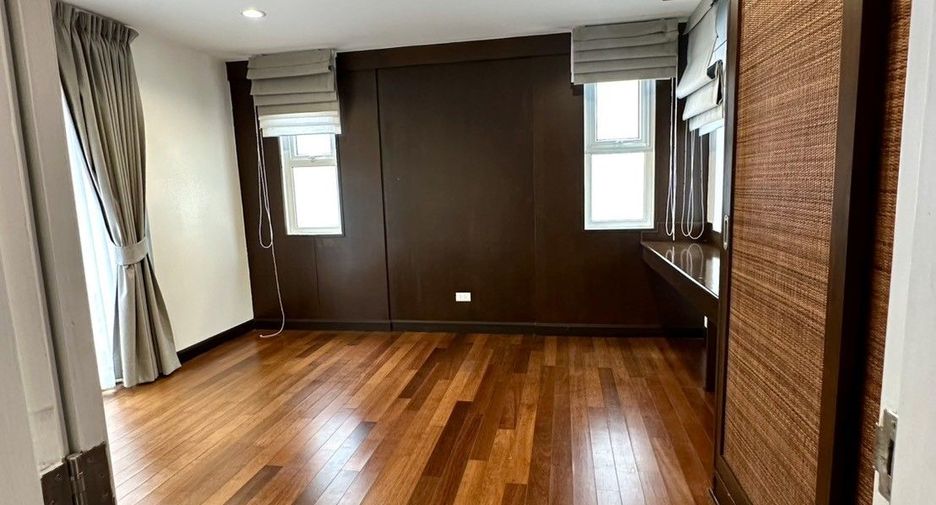 For rent 3 bedrooms house in Prawet, Bangkok