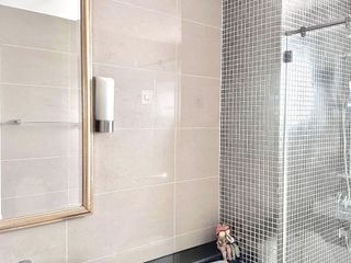 For sale 2 bedrooms condo in Huai Khwang, Bangkok