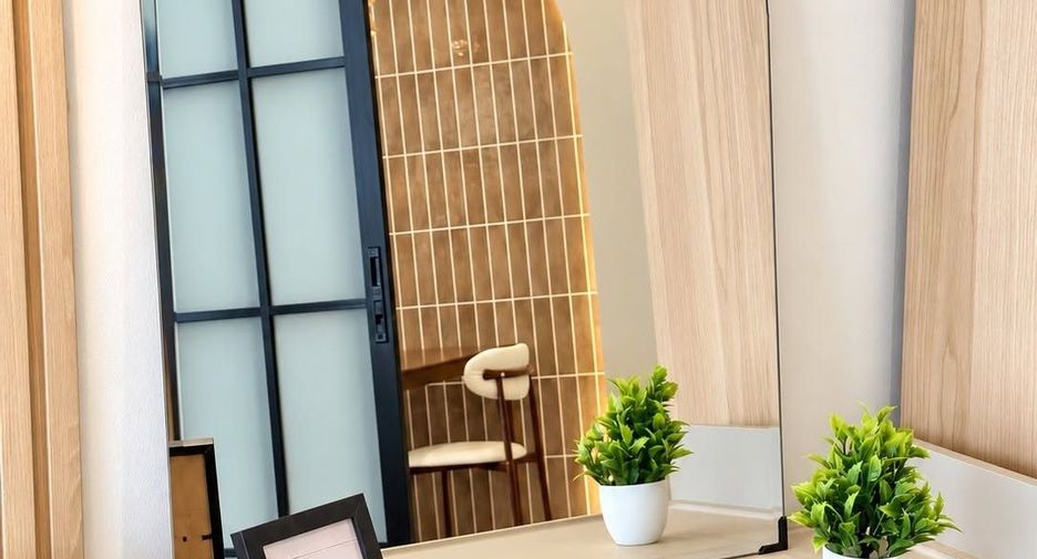 For sale 2 bedrooms condo in Bang Kapi, Bangkok