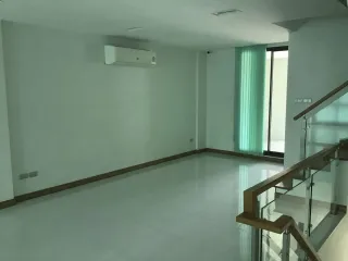 À vendre et à louer 1 chambre maison à Don Mueang, Bangkok