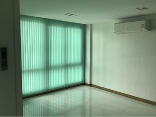 À vendre et à louer 1 chambre maison à Don Mueang, Bangkok