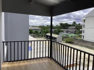 À vendre et à louer 1 chambre maison à Don Mueang, Bangkok