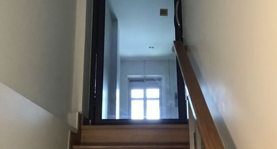 À vendre et à louer 1 chambre maison à Don Mueang, Bangkok