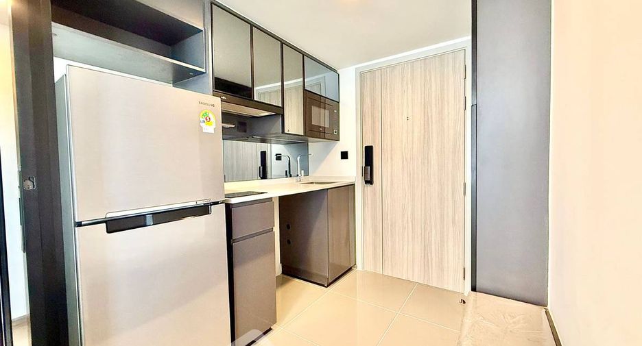 For rent and for sale 2 bedrooms condo in Bang Rak, Bangkok