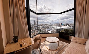 For rent 2 bedrooms condo in Bang Rak, Bangkok