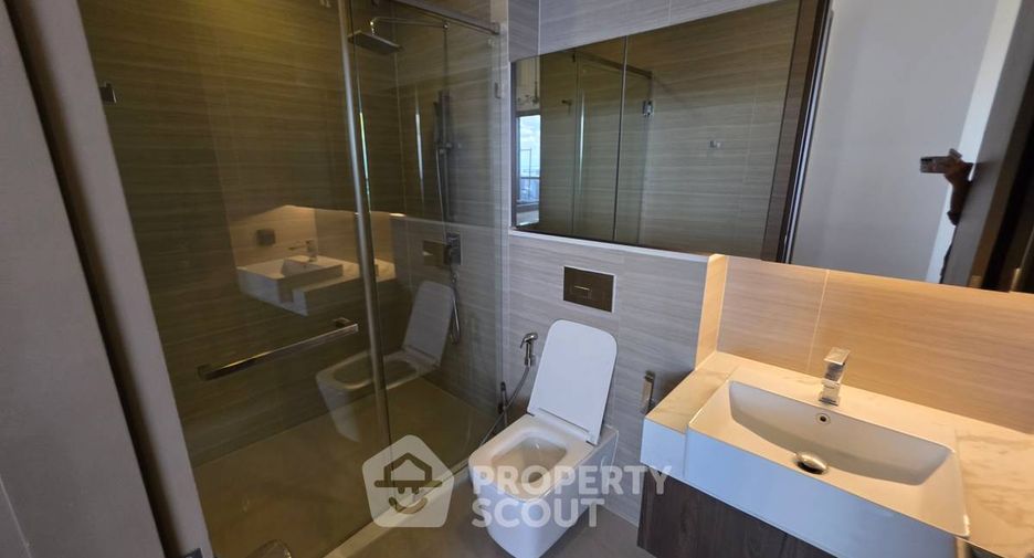For rent 2 bedrooms condo in Watthana, Bangkok