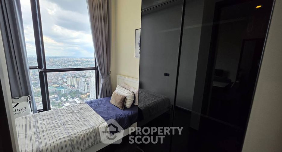 For rent 2 bedrooms condo in Watthana, Bangkok