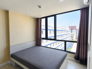 For sale 1 bed condo in Khan Na Yao, Bangkok