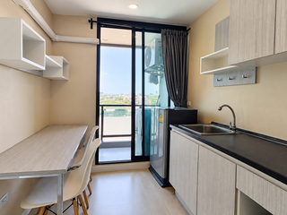 For sale 1 bed condo in Khan Na Yao, Bangkok