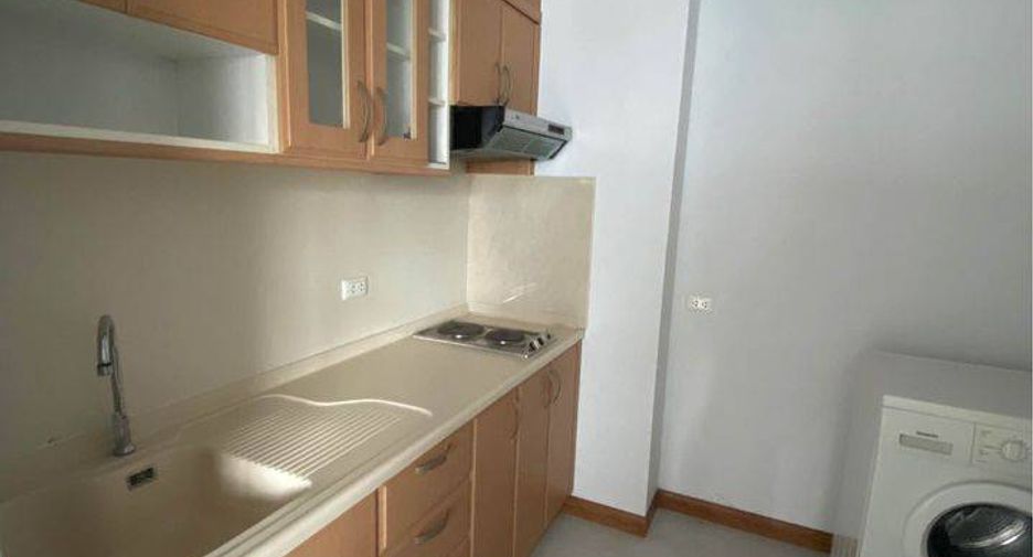 Аренда и продажа 1 кровать кондо в Щаттхана, Бангкок