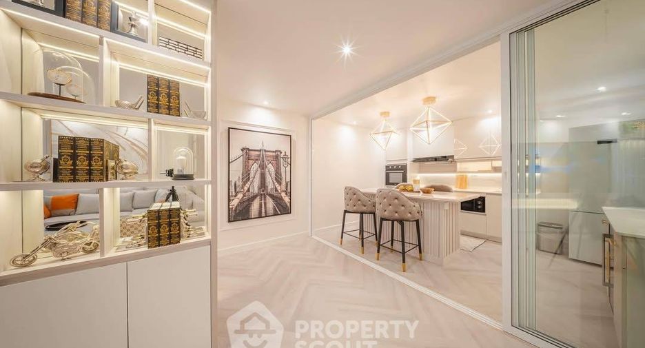 For rent 3 ベッドルーム condo in Yan Nawa, Bangkok