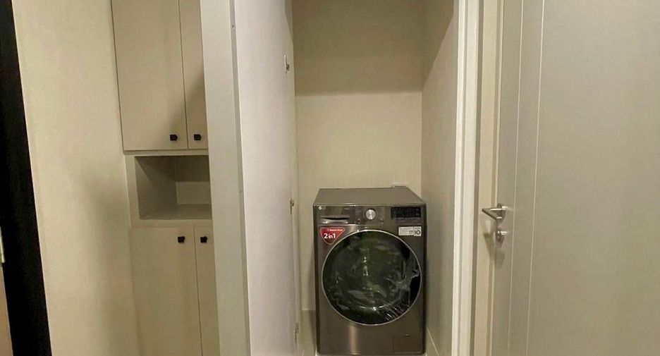 Продажа 2 спальни кондо в Кхлонг Тоеи, Бангкок