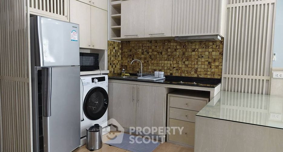 For rent 1 Beds condo in Khlong Toei, Bangkok