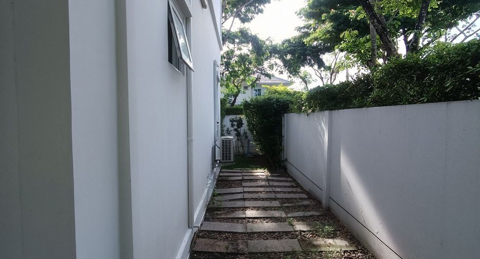 For sale and for rent 4 bedrooms house in Prawet, Bangkok