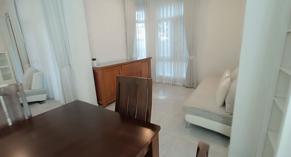 For sale and for rent 4 bedrooms house in Prawet, Bangkok
