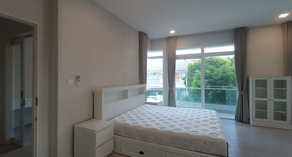 For sale and for rent 4 bedrooms house in Prawet, Bangkok