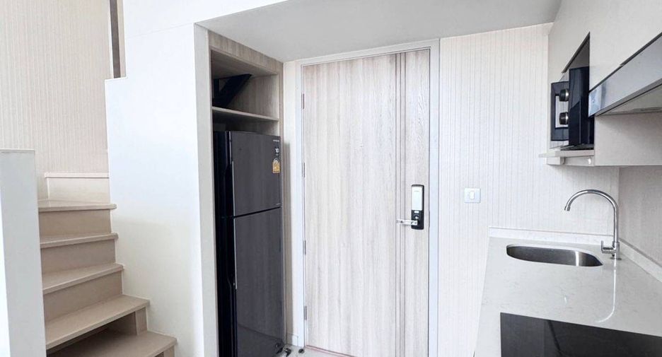 Condo en alquiler de 1 habitaciones en Sathon, Bangkok