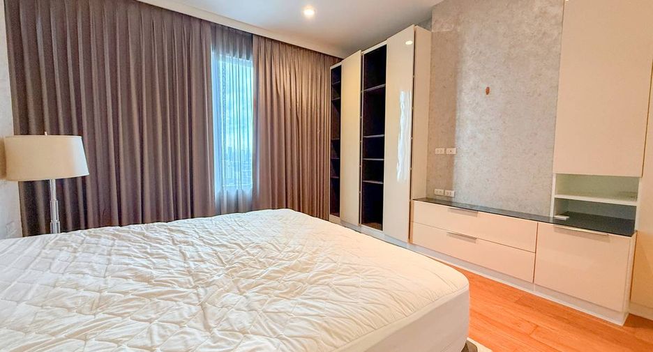 For rent 2 ベッドルーム condo in Pathum Wan, Bangkok