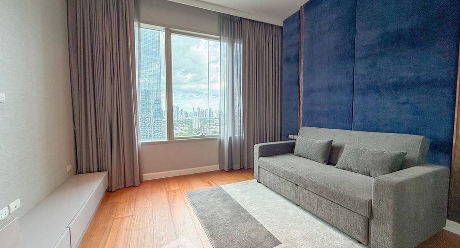For rent 2 ベッドルーム condo in Pathum Wan, Bangkok