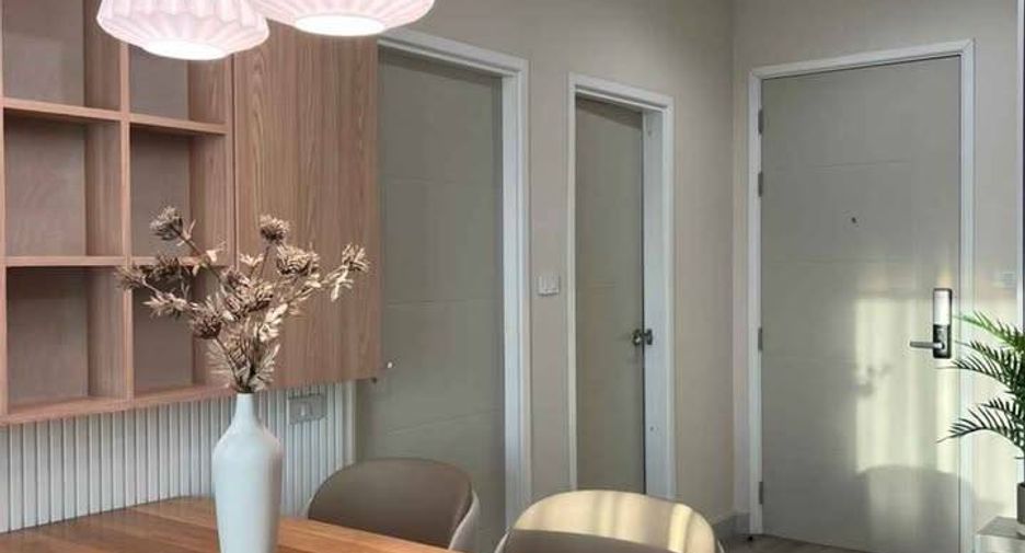 For sale 2 bedrooms condo in Sathon, Bangkok