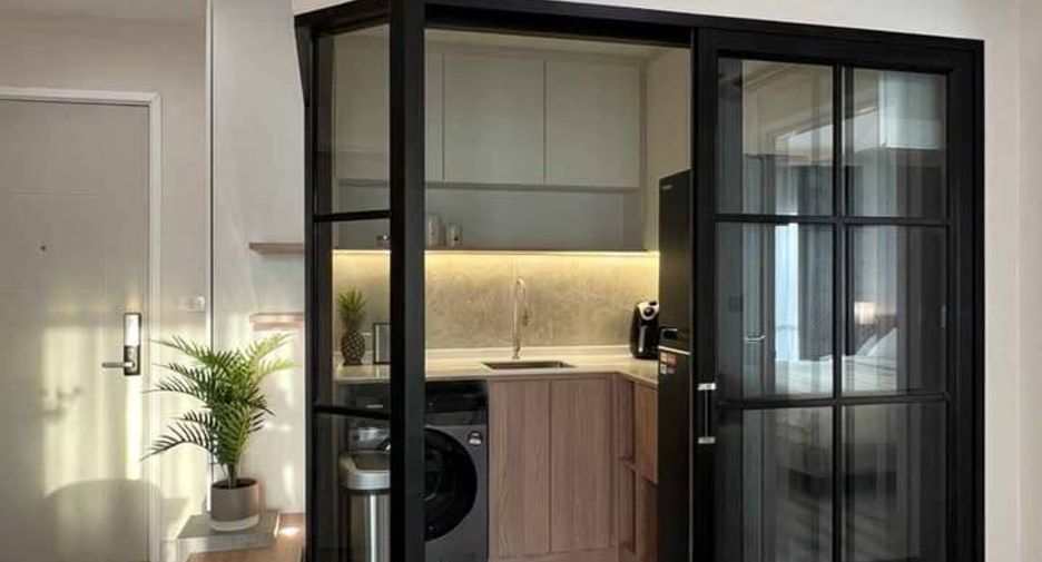 For sale 2 bedrooms condo in Sathon, Bangkok