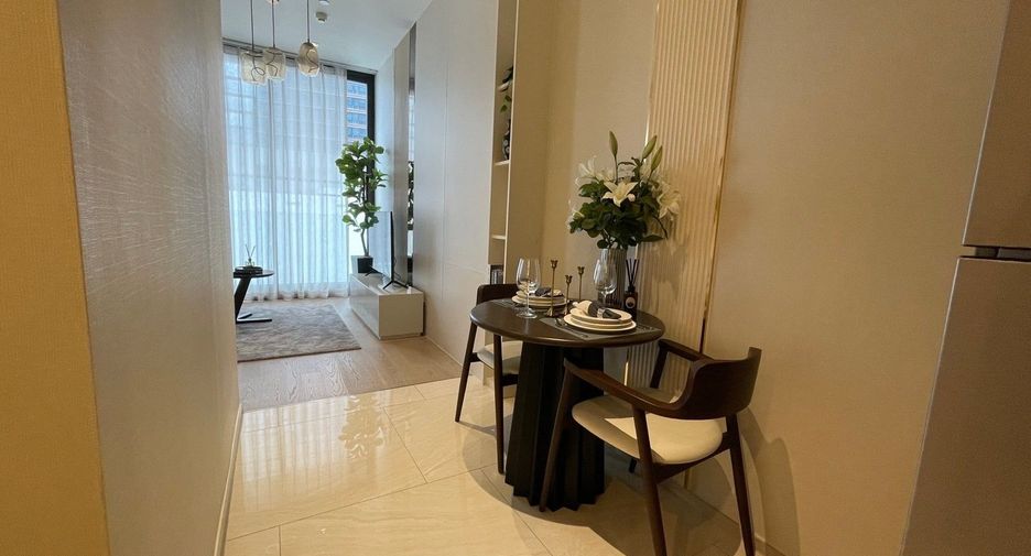 For rent 1 Beds condo in Bang Rak, Bangkok