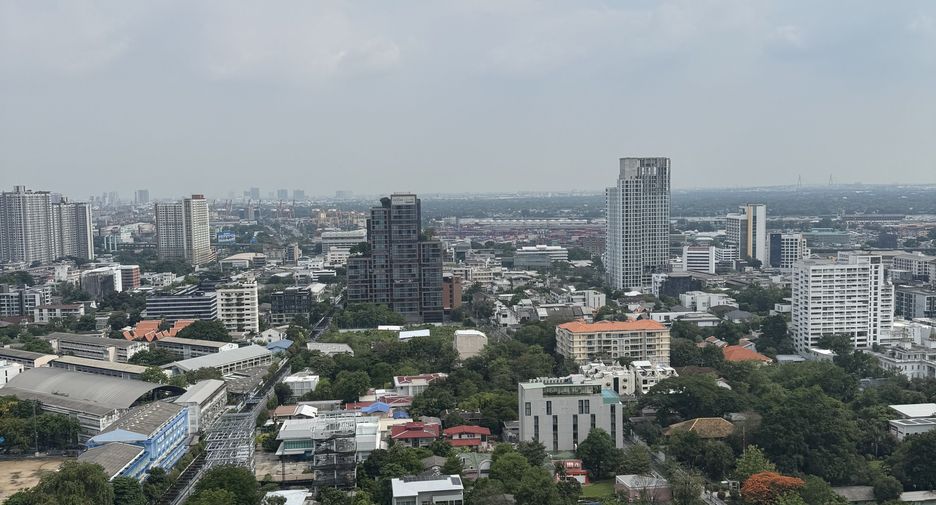 ให้เช่า 2 ห้องนอน คอนโด ใน คลองเตย, กรุงเทพฯ