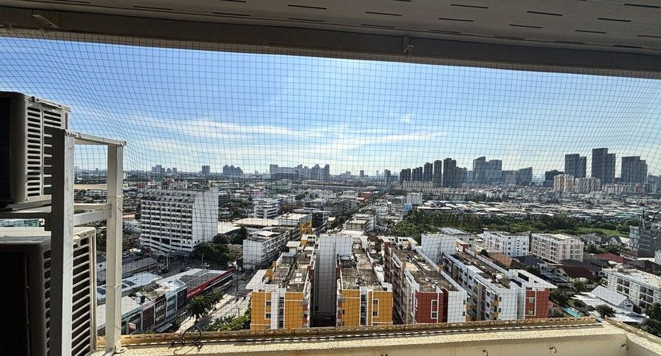 For sale 1 bed condo in Bang Na, Bangkok