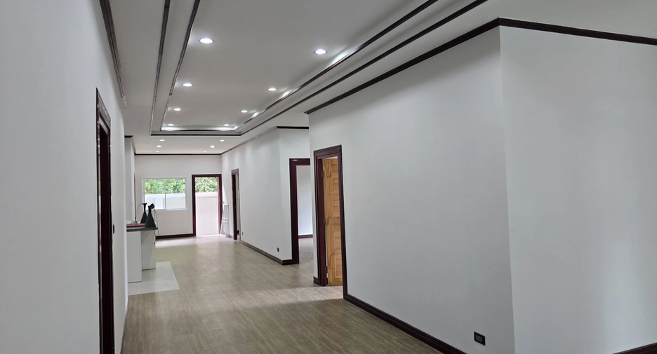 Haus zum Kauf mit 6 Zimmer in Hua Hin, Prachuap Khiri Khan