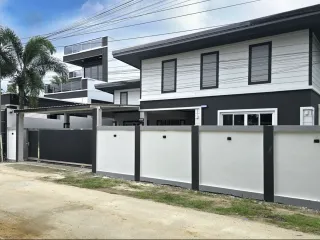 Haus zum Kauf mit 6 Zimmer in Hua Hin, Prachuap Khiri Khan
