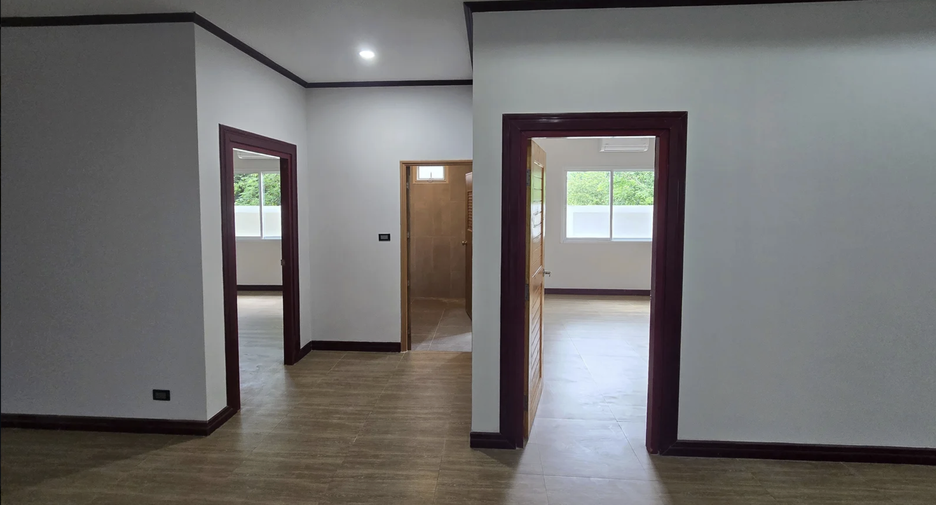 Haus zum Kauf mit 6 Zimmer in Hua Hin, Prachuap Khiri Khan