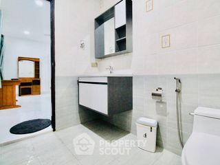 À vendre 4 chambres villa à Na Jomtien, Pattaya