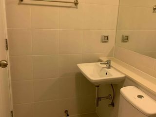 À vendre 1 chambre condo à Bang Phlat, Bangkok