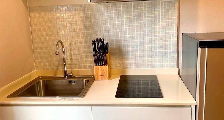 Condo en venta de 1 habitaciones en Bang Phlat, Bangkok
