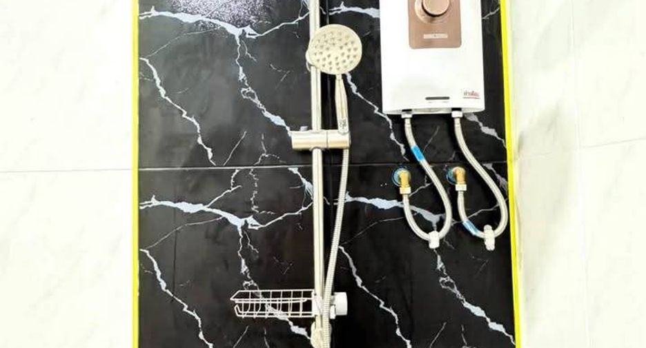 出售 3 卧室 独立屋 在 Mueang Chon Buri, Chon Buri